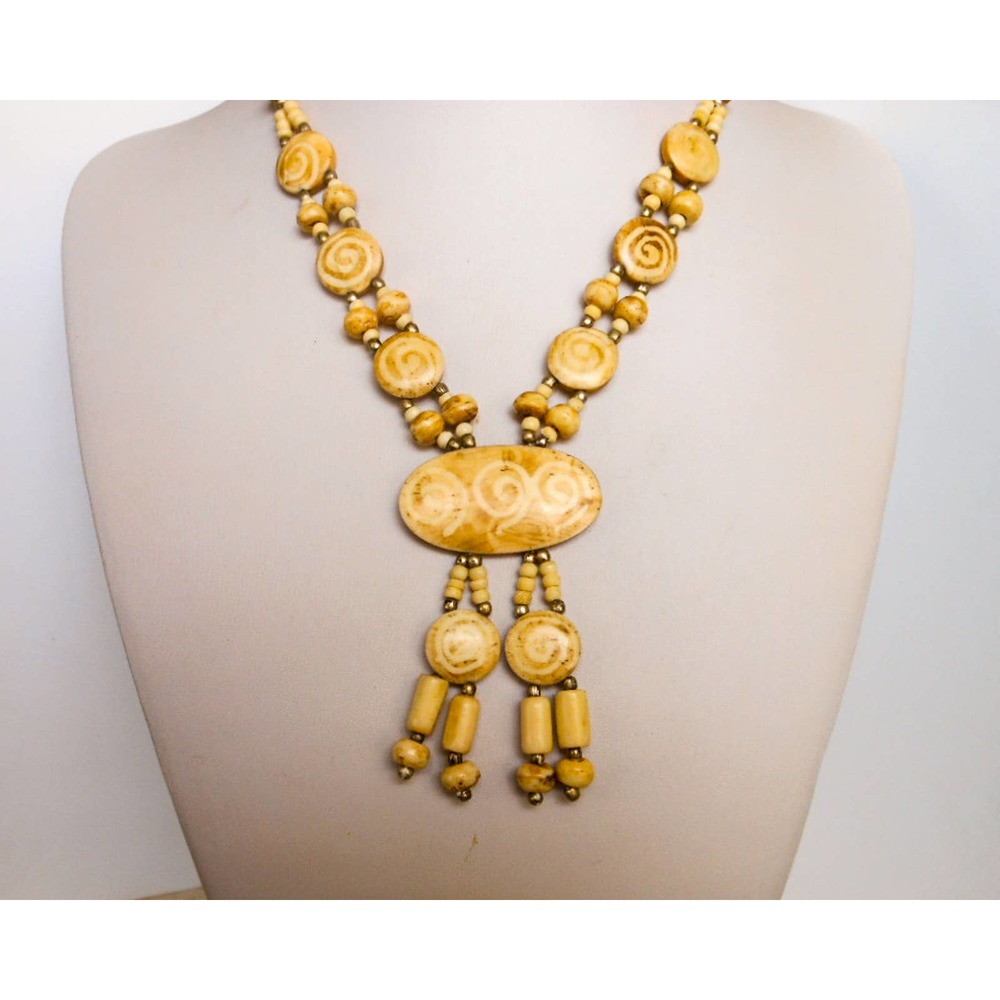 Vintage Carved Spiral Bovine Bone Necklace , 18 Inch